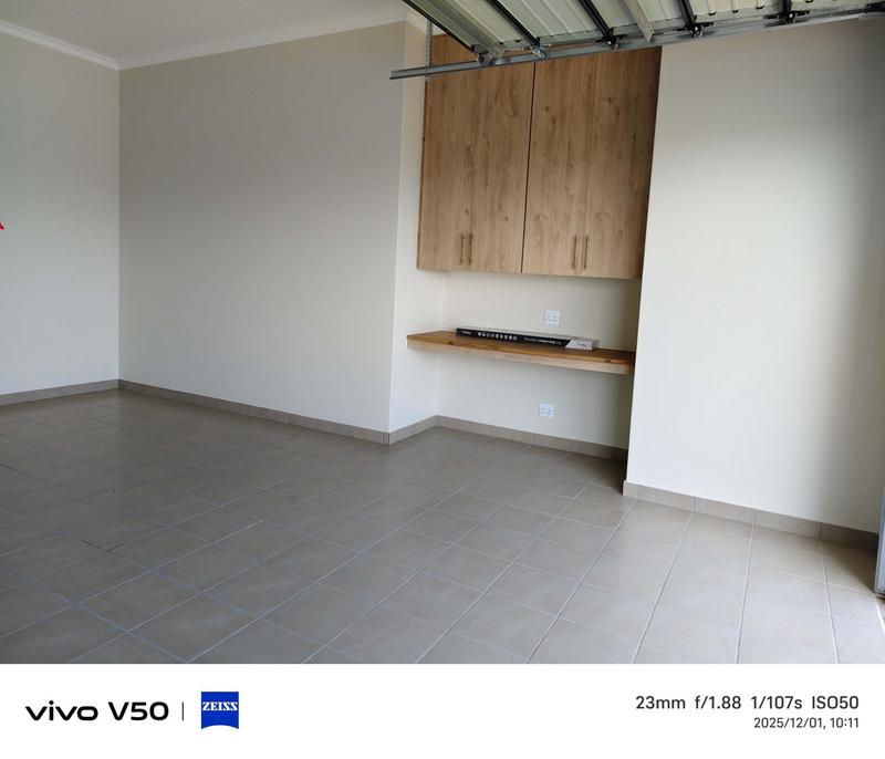 3 Bedroom Property for Sale in Hartenbos Heuwels Western Cape